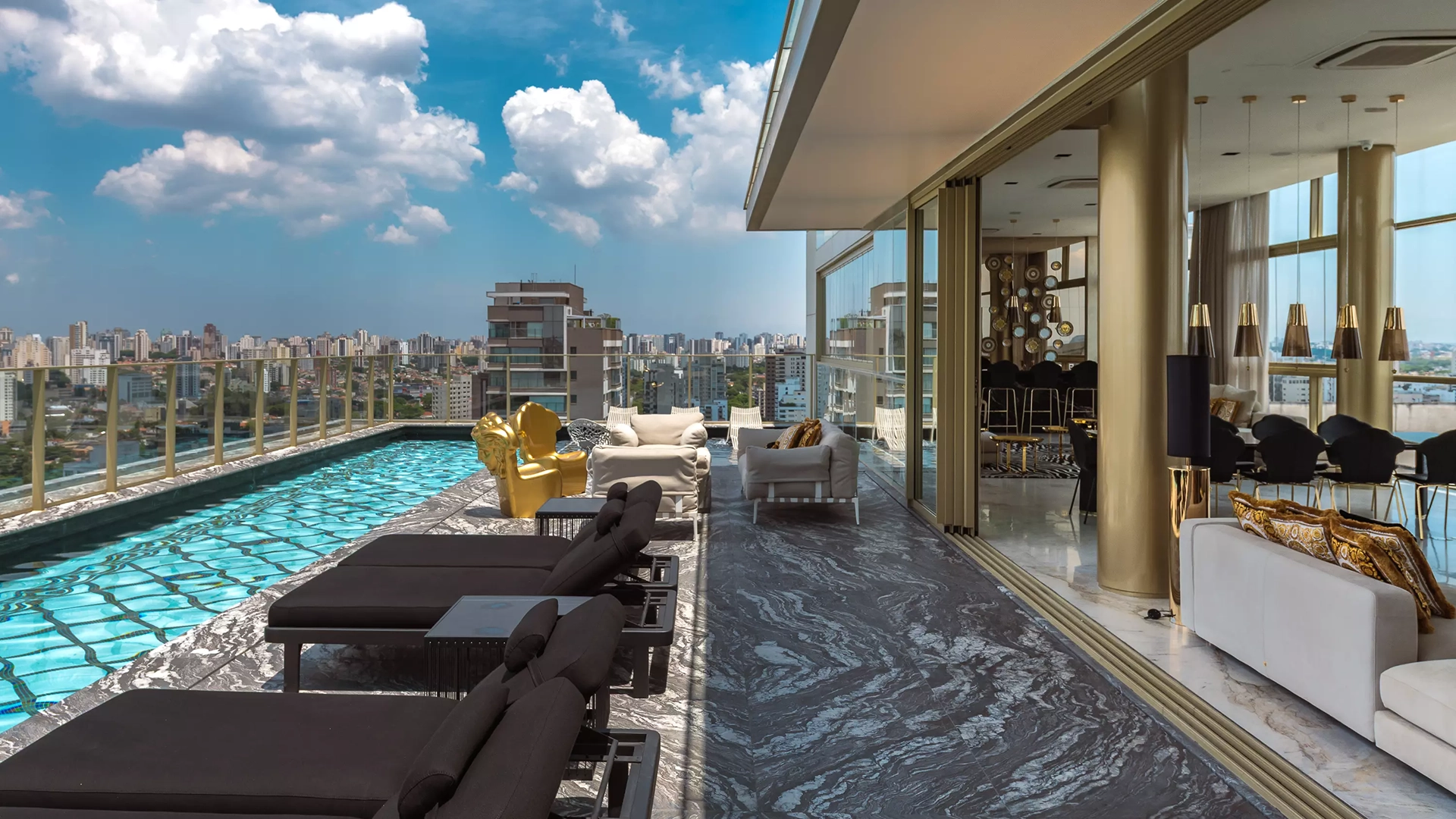 Foto do Lounge da Piscina do Rooftop
